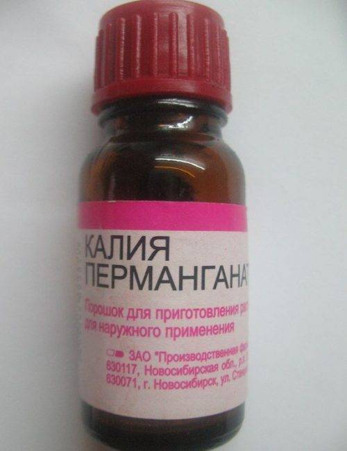 Как убрать с дивана неприятный запах, очистка народными средствами